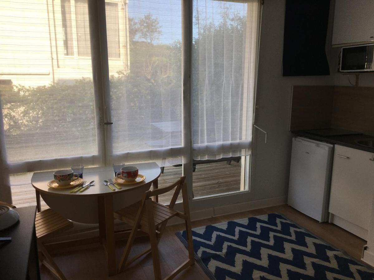 Appartement 2 Pieces Avec Terrasse Pres De La Plage - Merville-Franceville - Fr-1-487-311 Экстерьер фото
